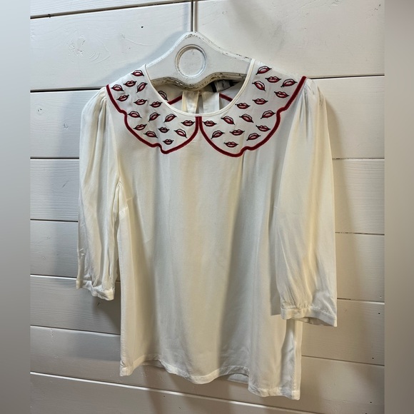 IDANO – off White Blouse with Embroidered Lips Collar – Size 1/Small - Picture 3 of 10